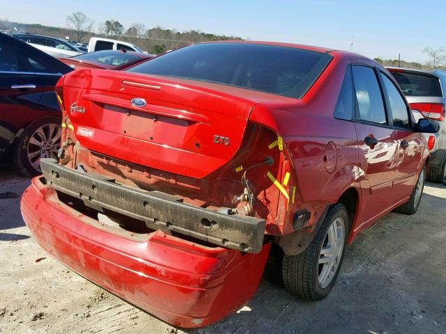 1FAFP38Z74W195100 - 2004 FORD FOCUS ZTS RED photo 4