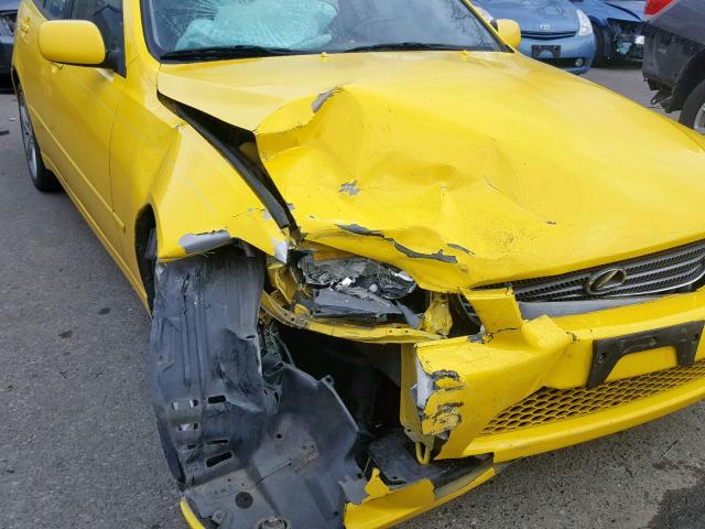 JTHBD182910009174 - 2001 LEXUS IS 300 YELLOW photo 9