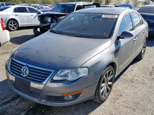 WVWEU73CX6P053815 - 2006 VOLKSWAGEN PASSAT 3.6 GRAY photo 2