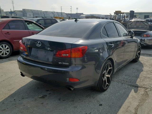 JTHBK262775041292 - 2007 LEXUS IS 250 GRAY photo 4