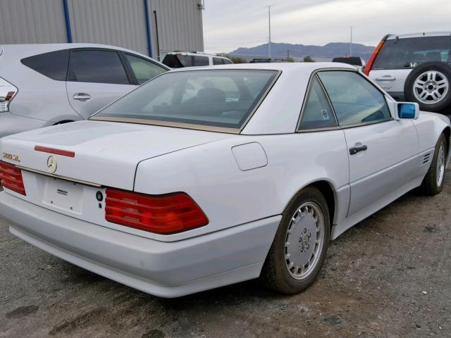 WDBFA66E1NF052429 - 1992 MERCEDES-BENZ 500 SL WHITE photo 4