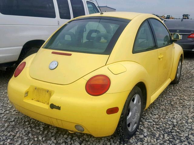 3VWCD21C9YM416561 - 2000 VOLKSWAGEN NEW BEETLE ყვითელი ფოტო 4