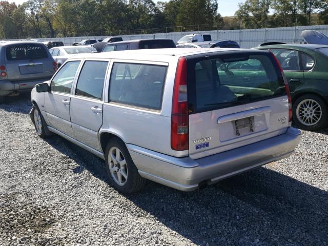 YV1LW5671W2479159 - 1998 VOLVO V70 GLT SILVER photo 3