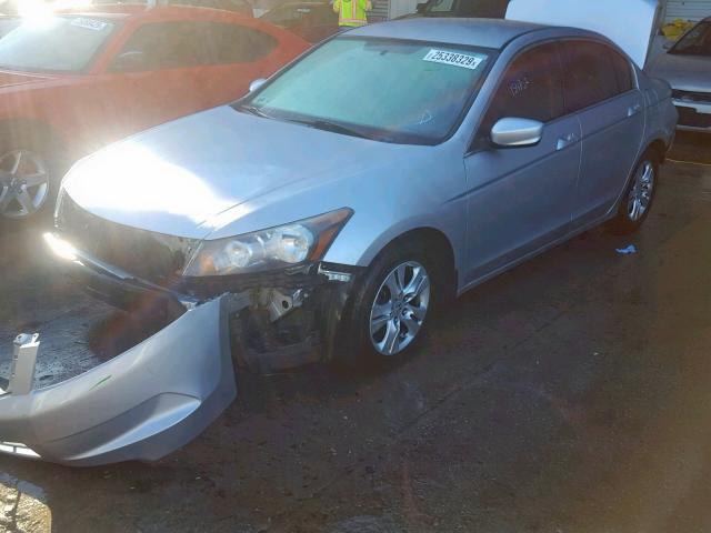 1HGCP2F45AA138015 - 2010 HONDA ACCORD LXP SILVER photo 2