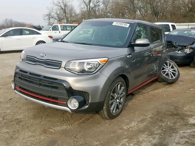 KNDJX3AA3J7581642 - 2018 KIA SOUL ! Boz foto 2