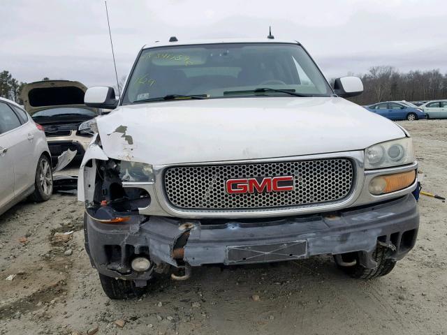 1GKEK63U74J115734 - 2004 GMC YUKON DENA WHITE photo 9