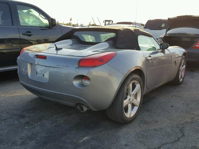 1G2MB35B56Y114369 - 2006 PONTIAC SOLSTICE GRAY photo 4