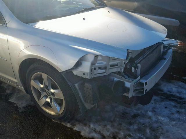 1G1ZC5E01AF200221 - 2010 CHEVROLET MALIBU 1LT SILVER photo 9