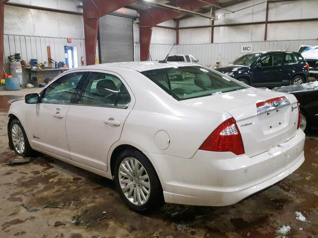 3FADP0L33BR124050 - 2011 FORD FUSION HYB WHITE photo 3