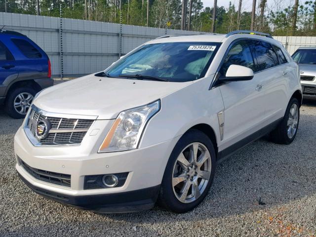 3GYFNCEY8AS630249 - 2010 CADILLAC SRX PREMIU WHITE photo 2