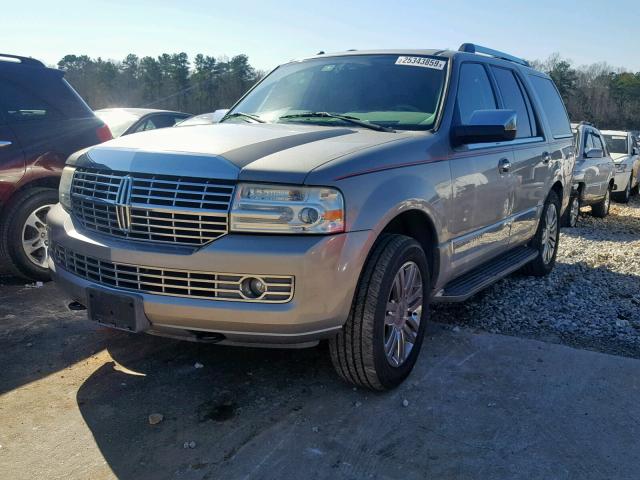 5LMFU28538LJ20355 - 2008 LINCOLN NAVIGATOR 银色 照片 2