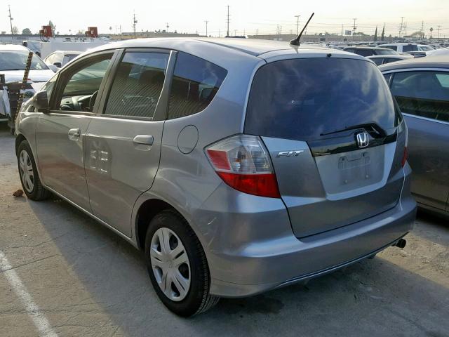 JHMGE8H29AS024709 - 2010 HONDA FIT GRAY photo 3