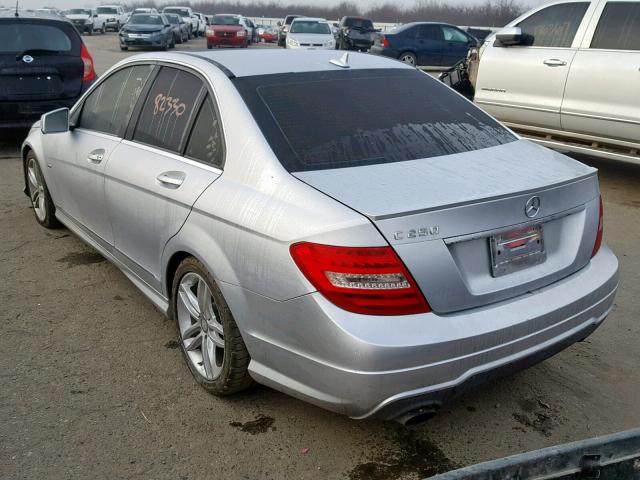 WDDGF4HB1CR233305 - 2012 MERCEDES-BENZ C 250 SILVER photo 3