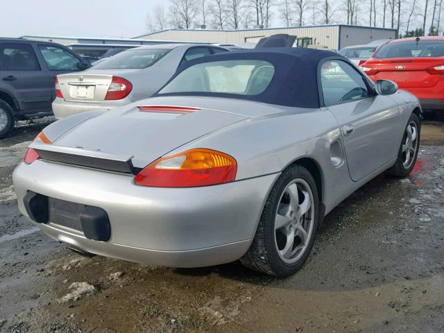 WP0CA29882U623814 - 2002 PORSCHE BOXSTER SILVER photo 4