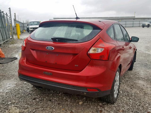 1FAHP3K25CL310989 - 2012 FORD FOCUS SE RED photo 4