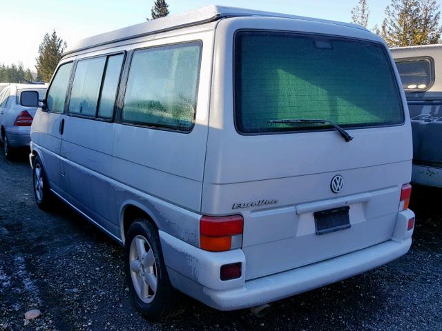 WV2NB47032H071812 - 2002 VOLKSWAGEN EUROVAN MV SILVER photo 3