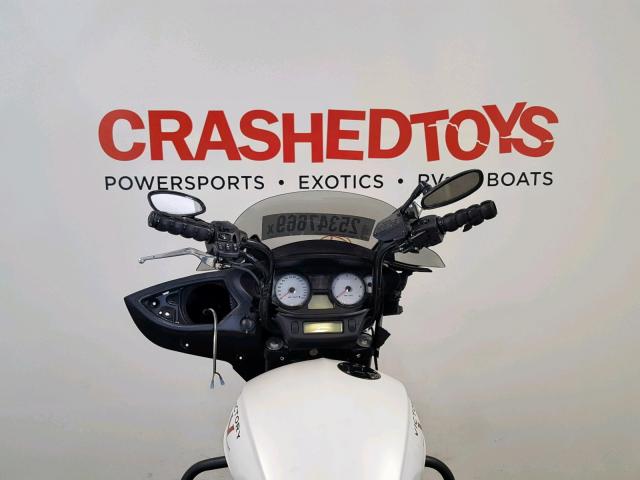 5VPDB36N0G3049838 - 2016 VICTORY MOTORCYCLES CROSS COUN WHITE photo 8