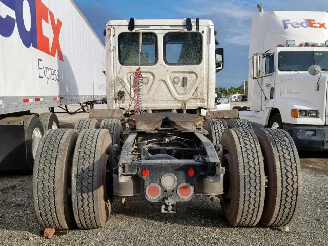 3AKJHLDV8JSJZ0583 - 2018 FREIGHTLINER CASCADIA 1 WHITE photo 6