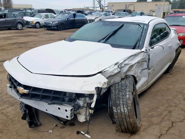 2G1FA1E35C9128494 - 2012 CHEVROLET CAMARO LS WHITE photo 2