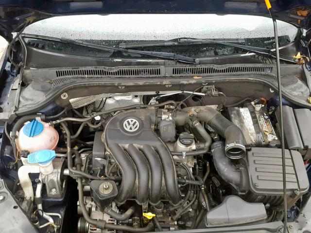 3VW1K7AJ0EM379498 - 2014 VOLKSWAGEN JETTA BASE BLUE photo 7