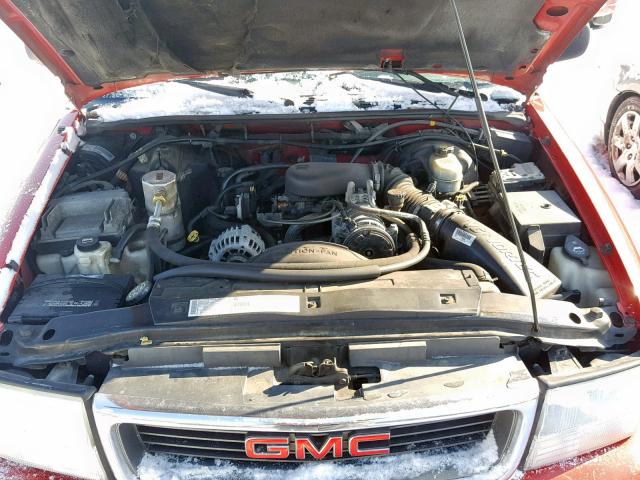 1GTDT19W728222786 - 2002 GMC SONOMA RED photo 7