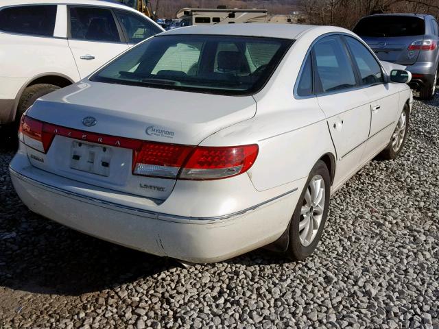 KMHFC46F96A099517 - 2006 HYUNDAI AZERA SE WHITE photo 4