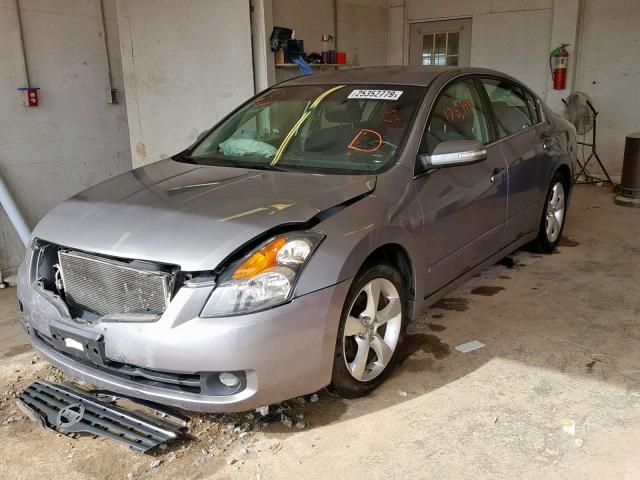 1N4BL21E68C238120 - 2008 NISSAN ALTIMA 3.5 SILVER photo 2