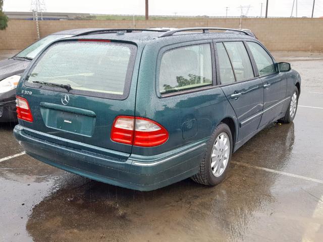 WDBJH65J31B346355 - 2001 MERCEDES-BENZ E 320 GREEN photo 4