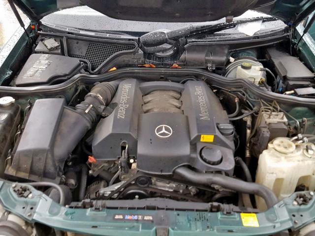 WDBJH65J31B346355 - 2001 MERCEDES-BENZ E 320 GREEN photo 7