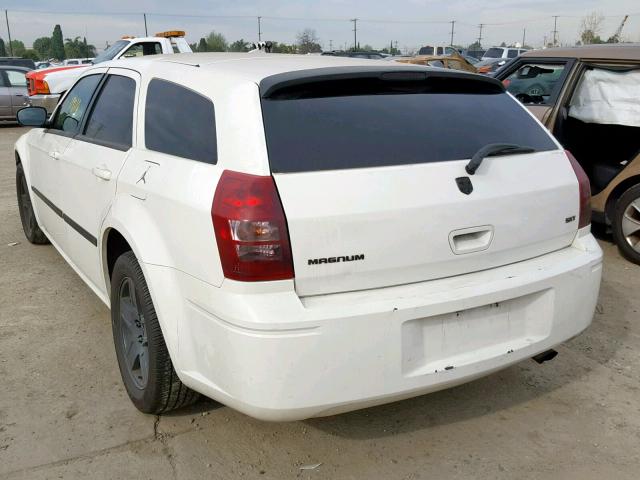 2D4FV47V77H666110 - 2007 DODGE MAGNUM SXT WHITE photo 3