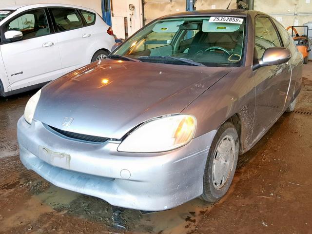 JHMZE1350YT005570 - 2000 HONDA INSIGHT SILVER photo 2