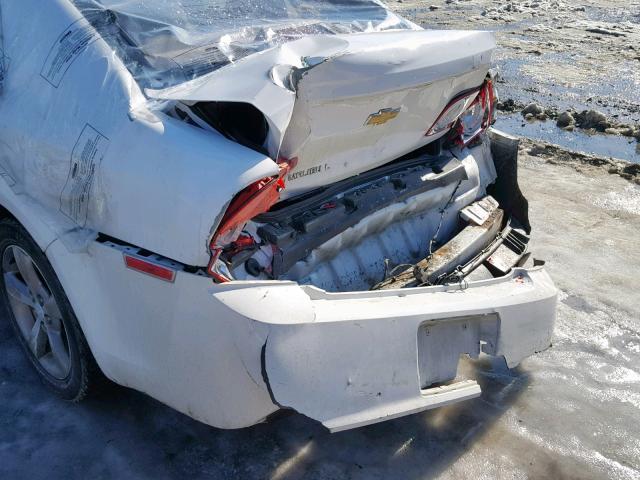 1G1ZC5E08CF344027 - 2012 CHEVROLET MALIBU 1LT WHITE photo 9
