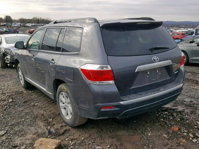 5TDBK3EH8DS235915 - 2013 TOYOTA HIGHLANDER GRAY photo 3