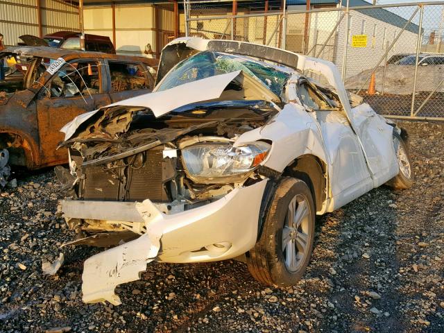 JTEES43A482056367 - 2008 TOYOTA HIGHLANDER WHITE photo 2