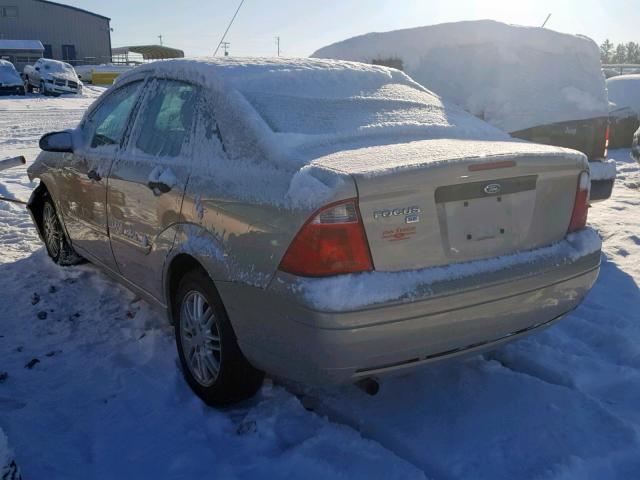 1FAFP34N47W108292 - 2007 FORD FOCUS ZX4 BEIGE photo 3