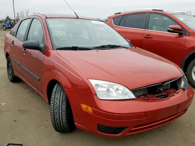 1FAFP34N95W145870 - 2005 FORD FOCUS ZX4 RED photo 1