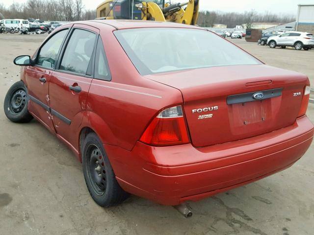 1FAFP34N95W145870 - 2005 FORD FOCUS ZX4 RED photo 3
