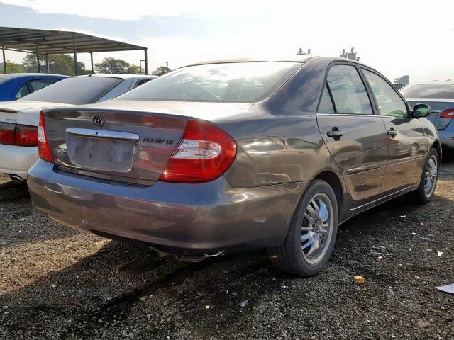 4T1BE32K24U352971 - 2004 TOYOTA CAMRY LE GRAY photo 4