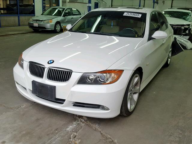 WBAVB33526KS33722 - 2006 BMW 330 I WHITE photo 2