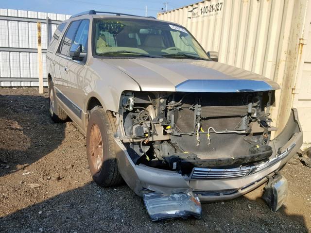 5LMFU27567LJ13643 - 2007 LINCOLN NAVIGATOR CREAM photo 1