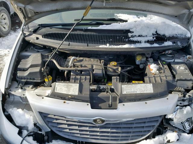 1C4GJ25311B193193 - 2001 CHRYSLER VOYAGER WHITE photo 7