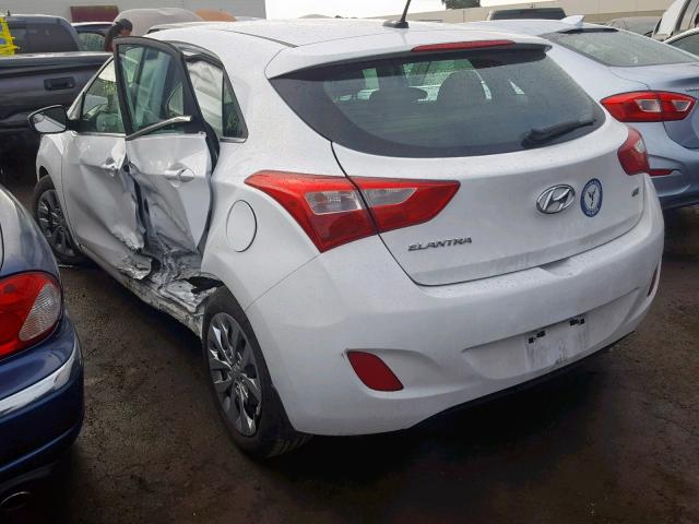 KMHD35LH1GU323284 - 2016 HYUNDAI ELANTRA GT WHITE photo 3