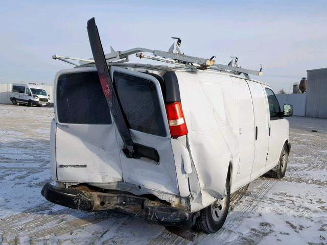 1GCFG15X991103877 - 2009 CHEVROLET EXPRESS G1 WHITE photo 4