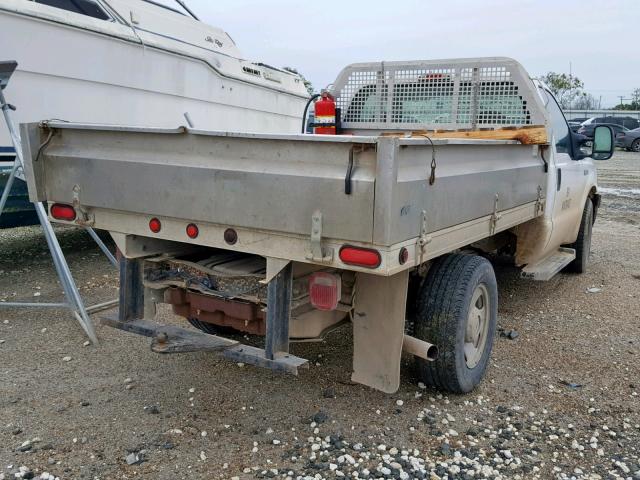 1FDSF34596EB90015 - 2006 FORD F350 SRW S WHITE photo 4