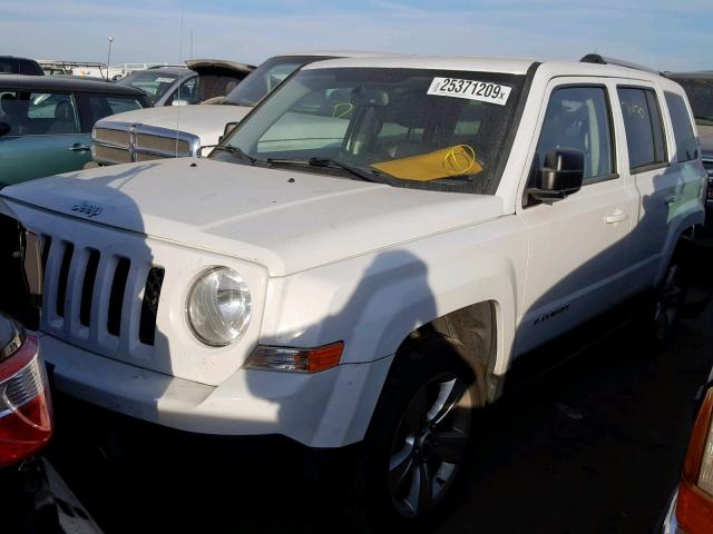 1C4NJPCB3CD518710 - 2012 JEEP PATRIOT LI WHITE photo 2