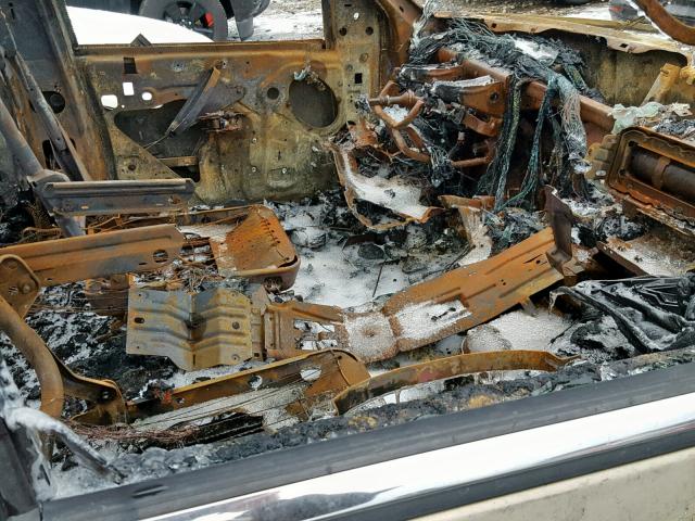 5LMPU28LXXLJ08897 - 1999 LINCOLN NAVIGATOR BURN photo 5