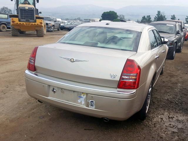 2C3LA63H26H254414 - 2006 CHRYSLER 300C GOLD photo 4