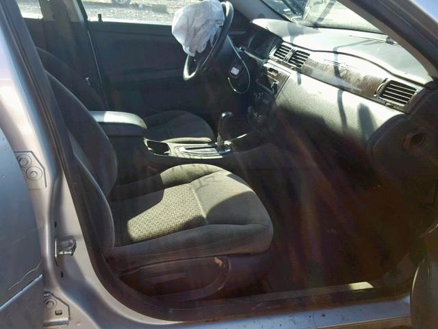 2G1WB5E31E1174829 - 2014 CHEVROLET IMPALA LIM SILVER photo 5