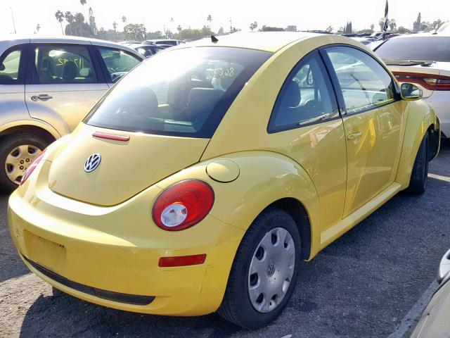 3VWPG3AG6AM020384 - 2010 VOLKSWAGEN NEW BEETLE Gelb Foto 4