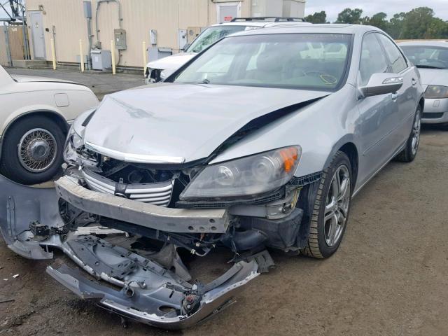 JH4KB16688C001930 - 2008 ACURA RL SILVER photo 2